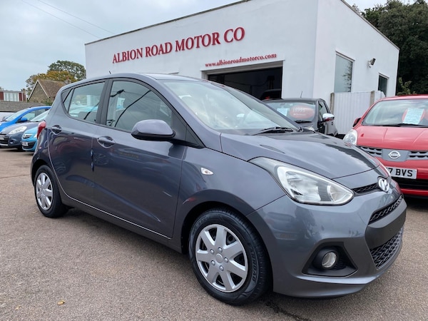 Used Hyundai i10 2014 for sale - 76250732: Photo 5