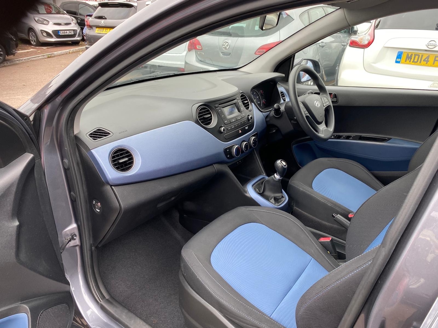 Used Hyundai i10 2014 for sale - 76250732: Photo 9