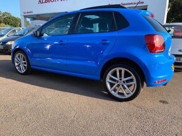 Used Volkswagen Polo 2014 for sale - 75695478: Photo 2
