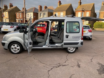 Used Renault Kangoo 2005 for sale - 77466032: Photo