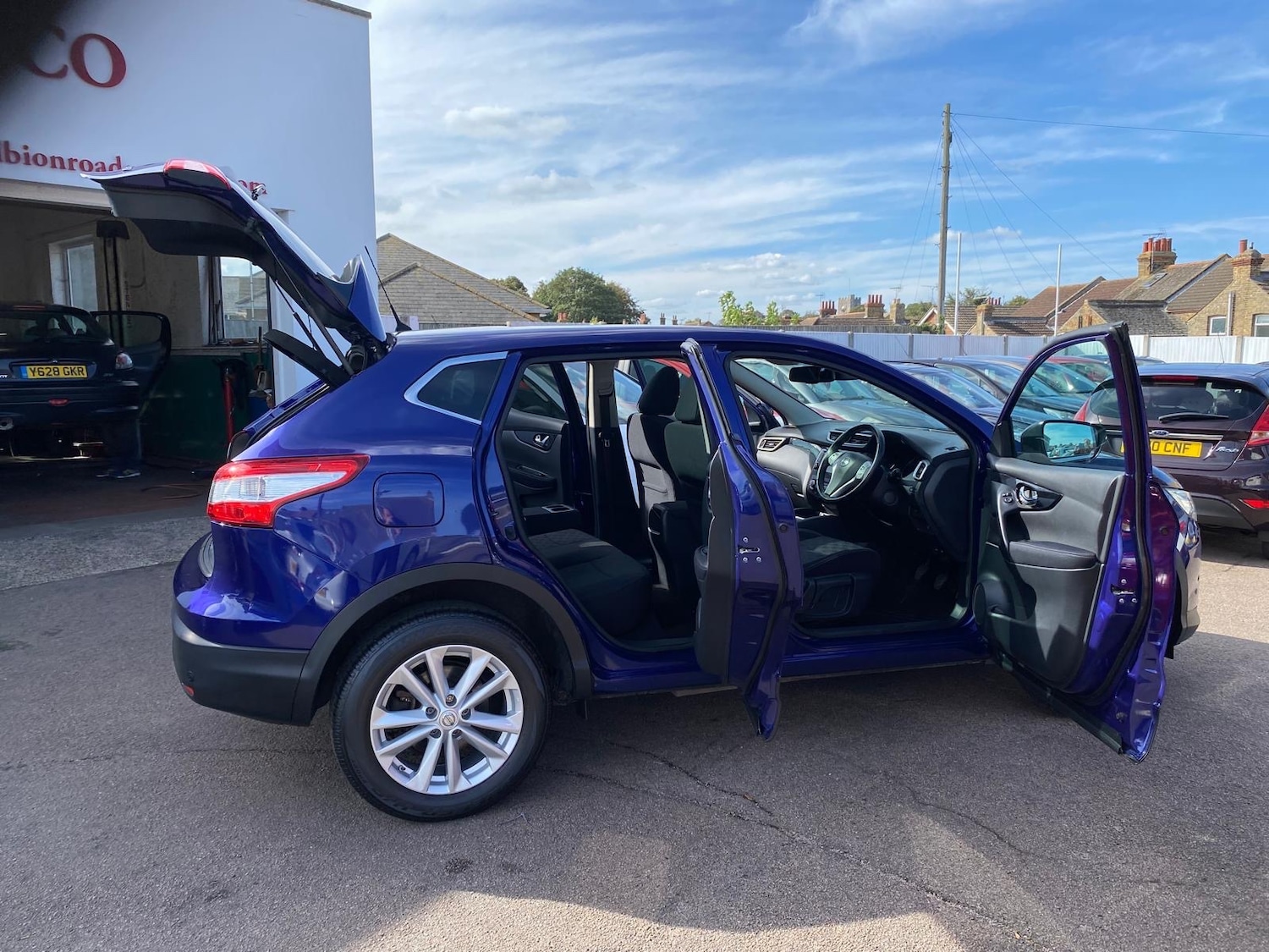 Used Nissan Qashqai 2014 for sale - 76030871: Photo 9