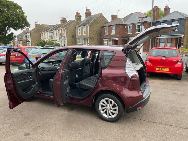 Used Renault Scenic 2013 for sale - 75165700: Photo 8