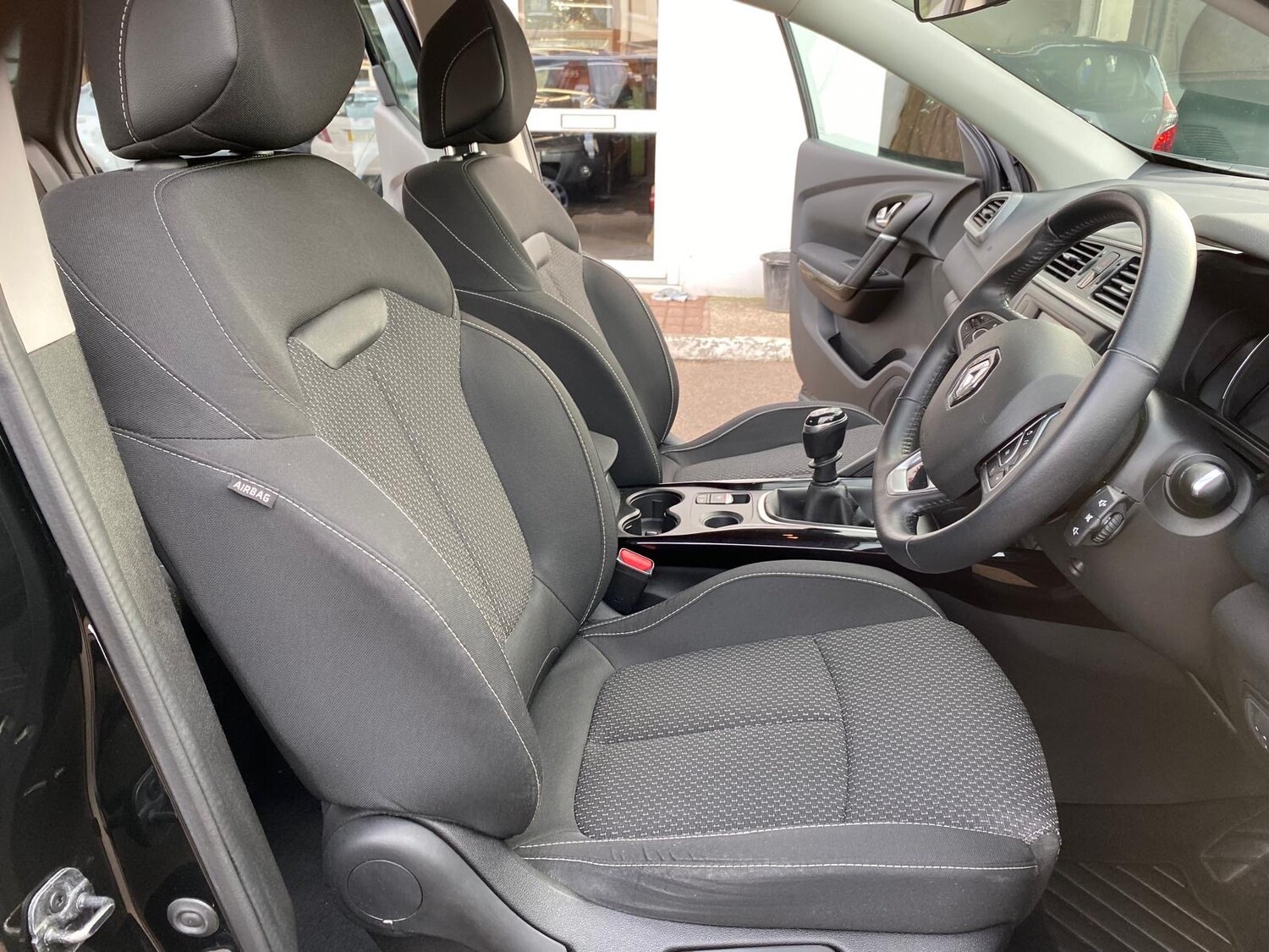 Used Renault Kadjar 2018 for sale - 77438625: Photo 11