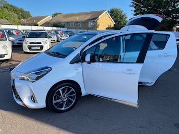 Used Toyota Yaris 2018 for sale - 79386543: Photo