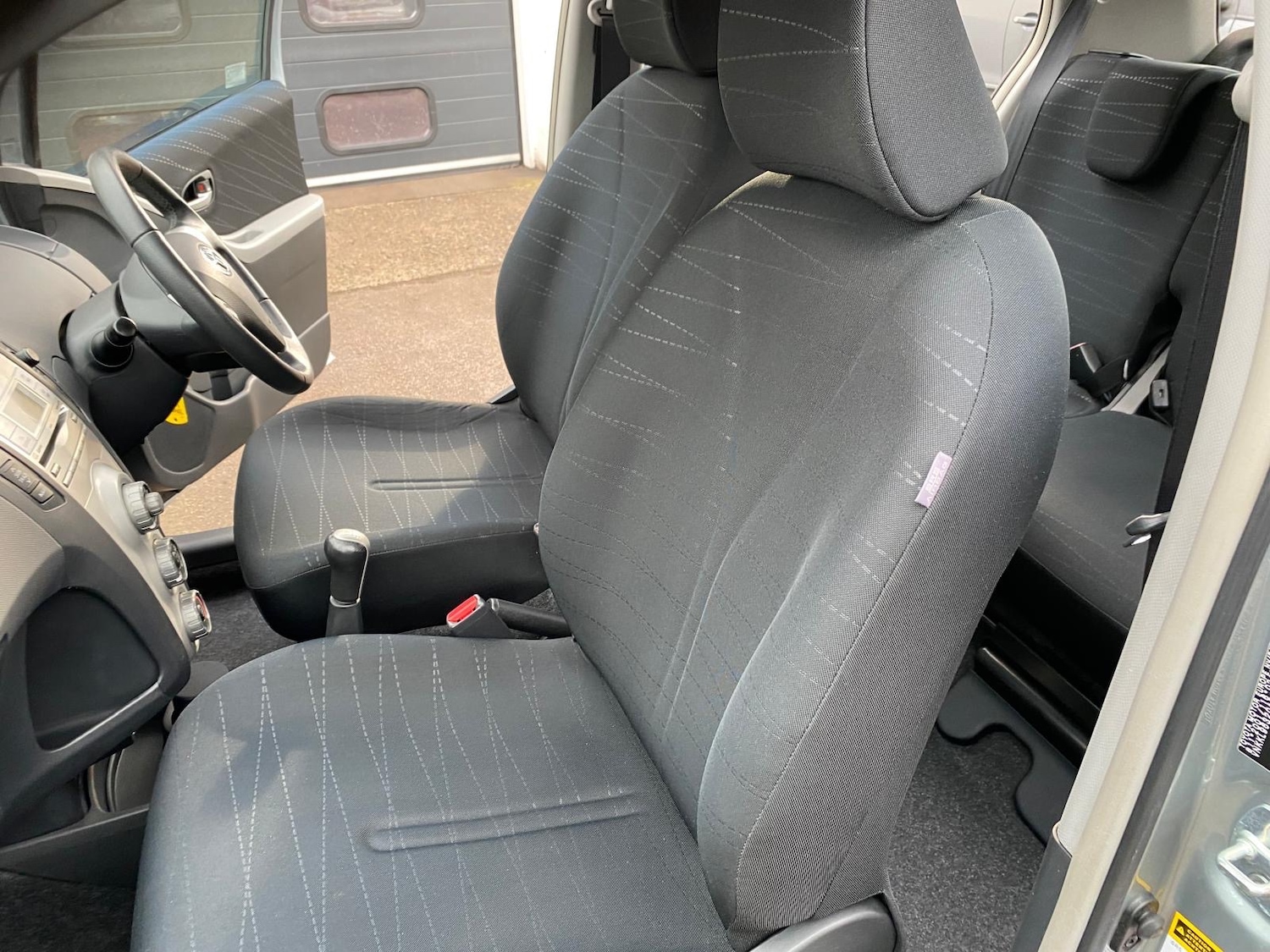 Used Toyota Yaris 2008 for sale - 77609849: Photo 9