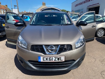 Used Nissan Qashqai 2011 for sale - 79131005: Photo