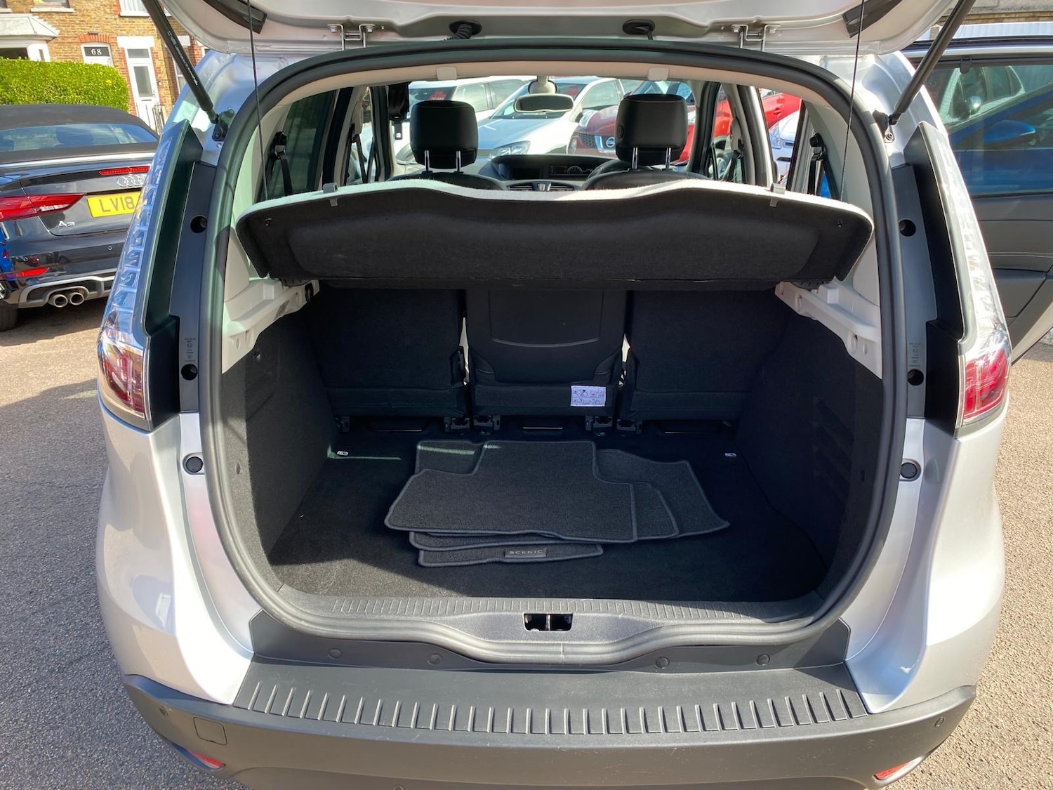 Used Renault Scenic 2015 for sale - 76030863: Photo 14