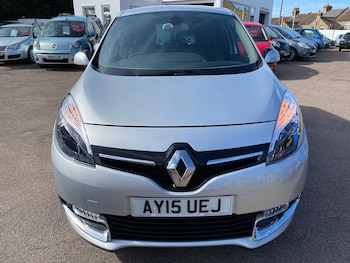 Used Renault Scenic 2015 for sale - 76030863: Photo
