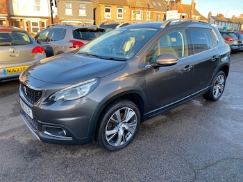 Used Peugeot 2008 2018 for sale - 76768961: Photo