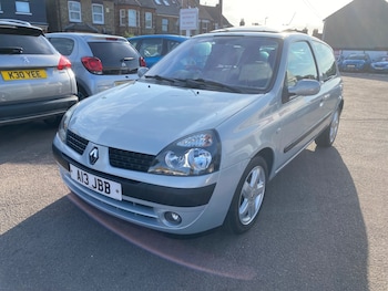 Renault Clio feature image