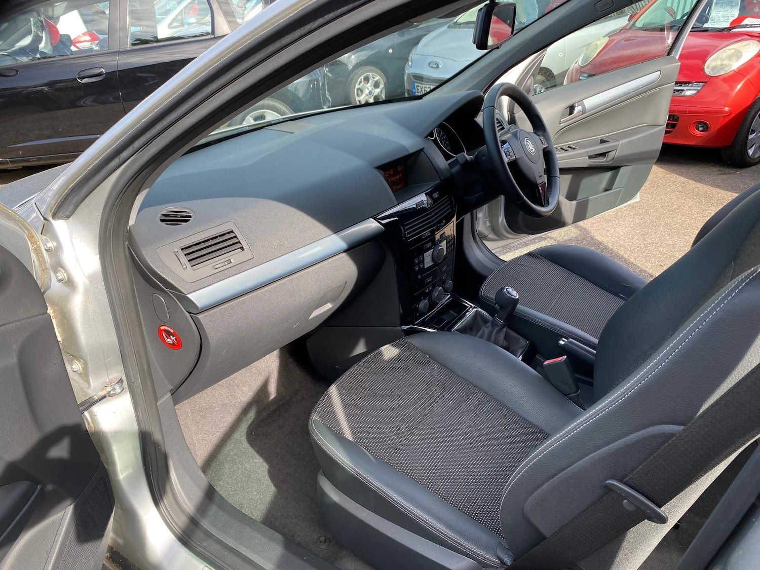 Used Vauxhall Astra 2009 for sale - 76179064: Photo 8