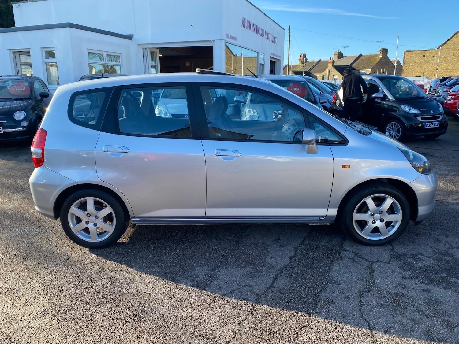 Used Honda Jazz 2002 for sale - 77065511: Photo 6