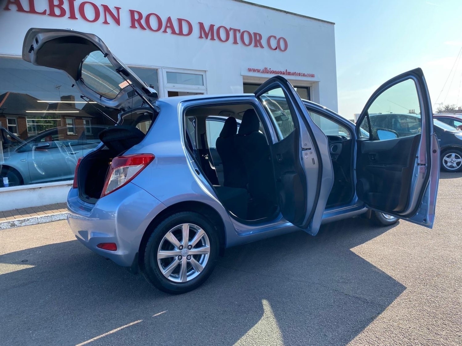 Used Toyota Yaris 2012 for sale - 76618843: Photo 9