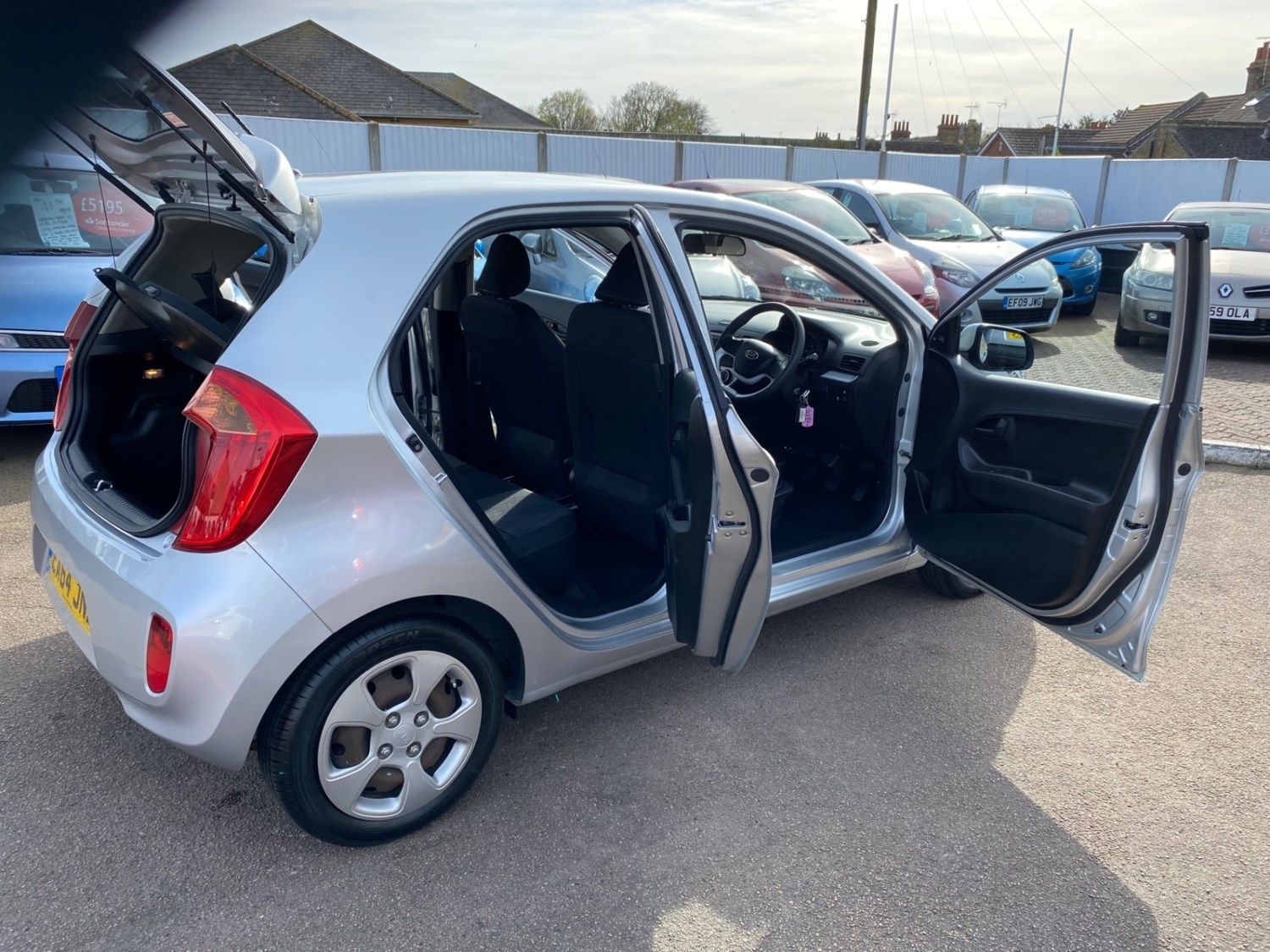 Used Kia Picanto 2014 for sale - 76534084: Photo 18