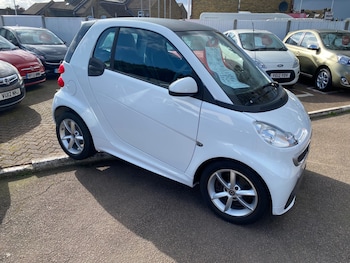 smart fortwo feature image