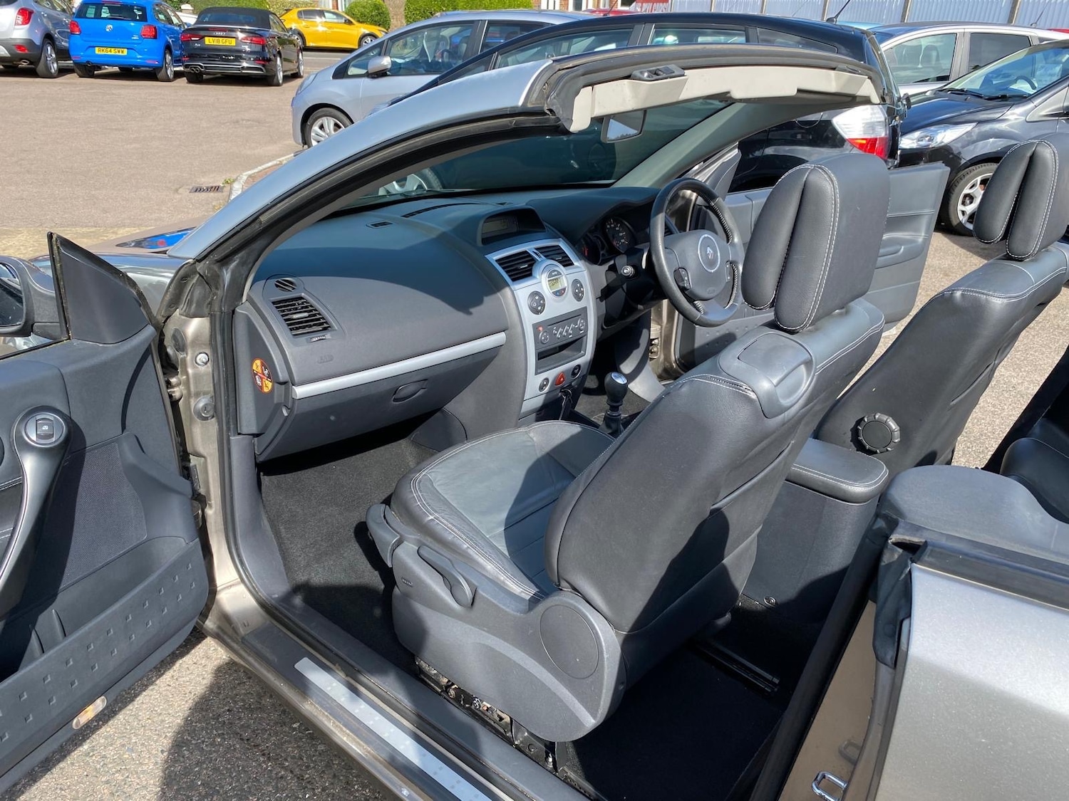 Used Renault Megane 2009 for sale - 76157522: Photo 11