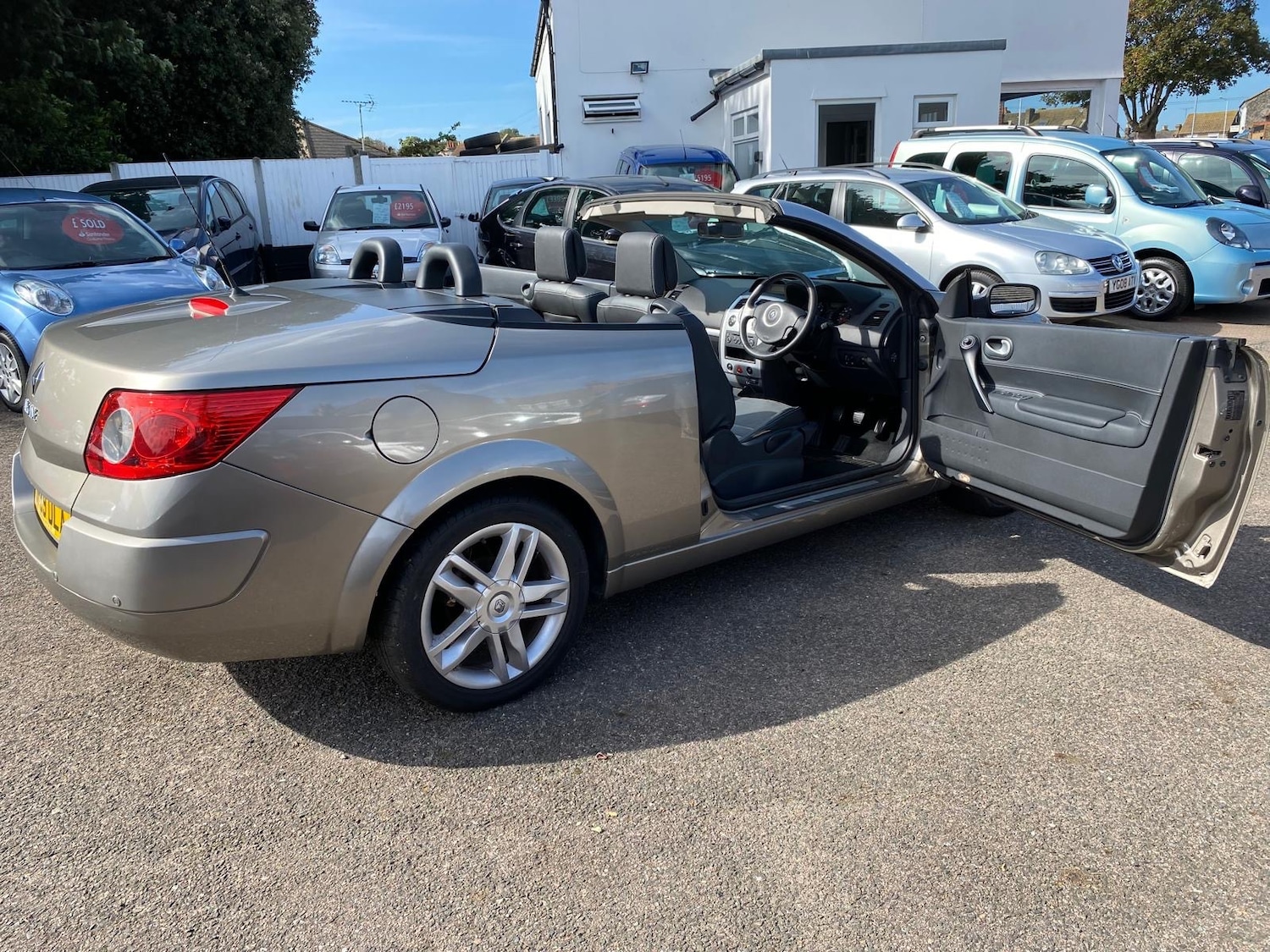 Used Renault Megane 2009 for sale - 76157522: Photo 17