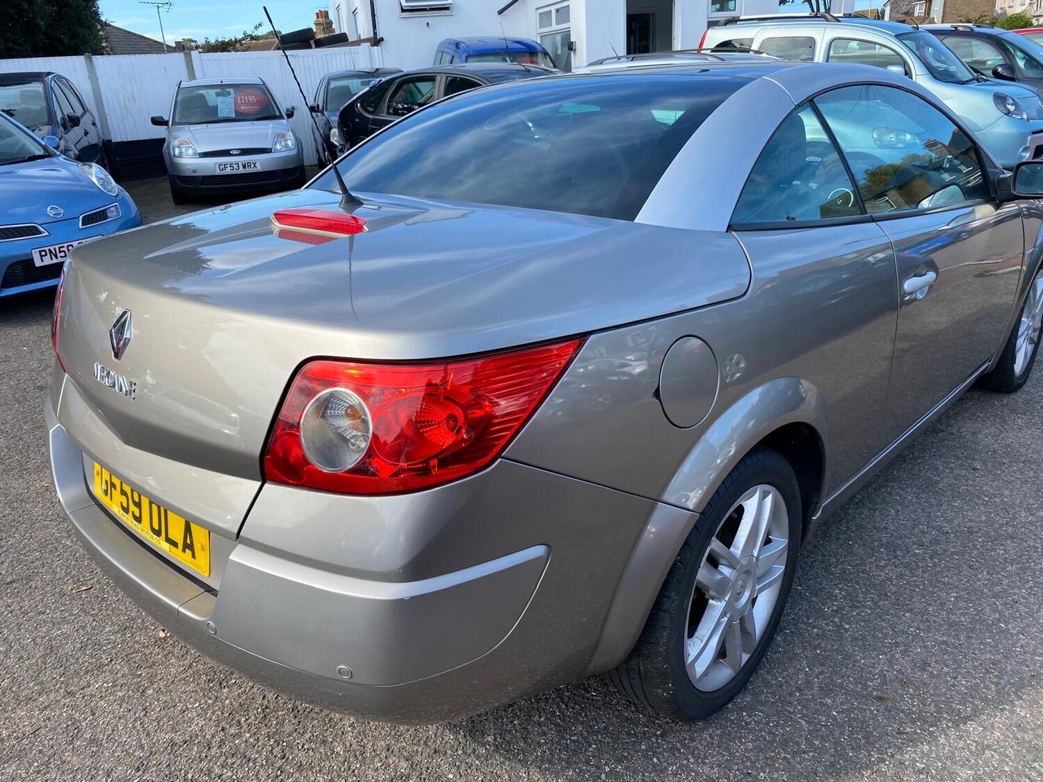 Used Renault Megane 2009 for sale - 76157522: Photo 18