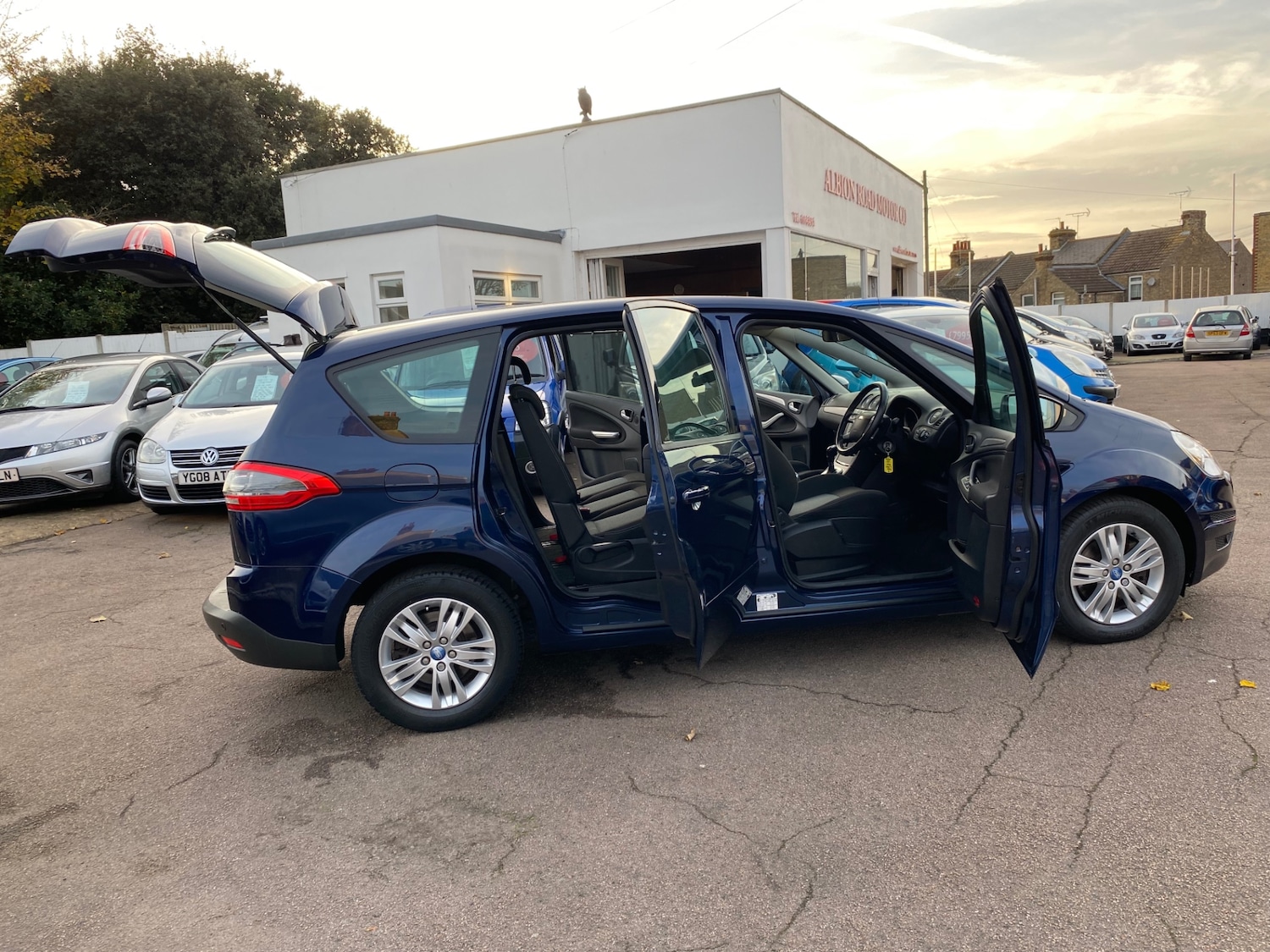 Used Ford S-Max 2012 for sale - 76533639: Photo 6