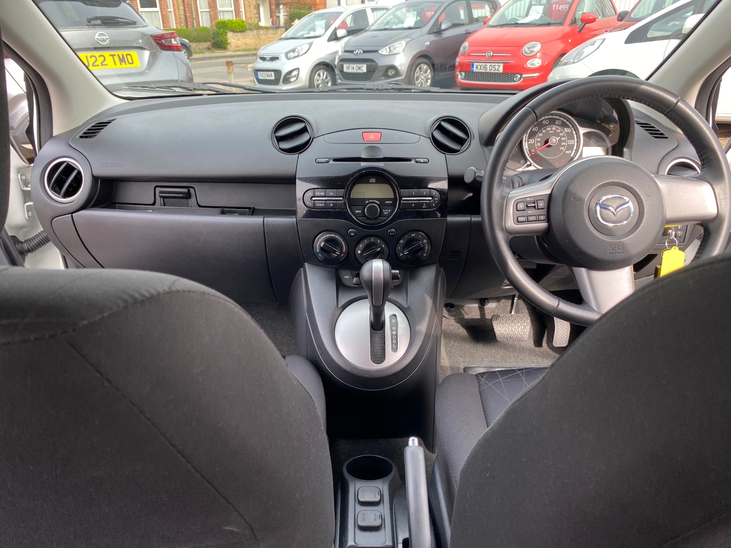 Used Mazda Mazda2 2011 for sale - 77797845: Photo 10