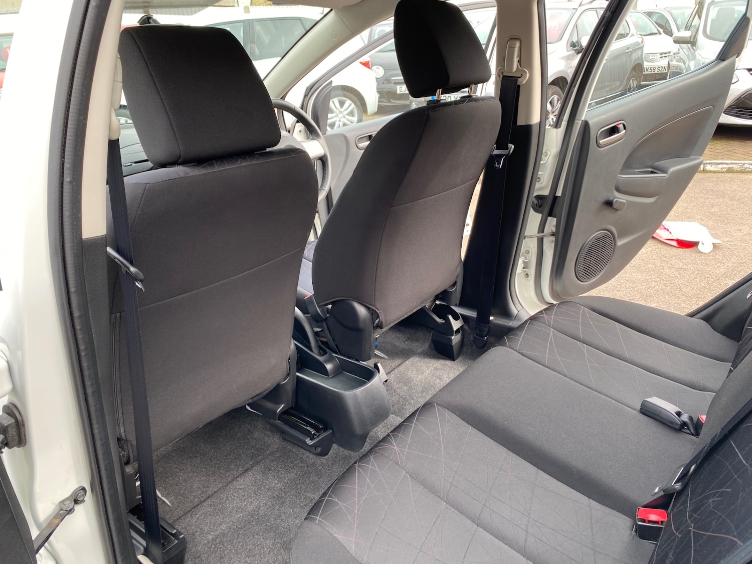 Used Mazda Mazda2 2011 for sale - 77797845: Photo 16