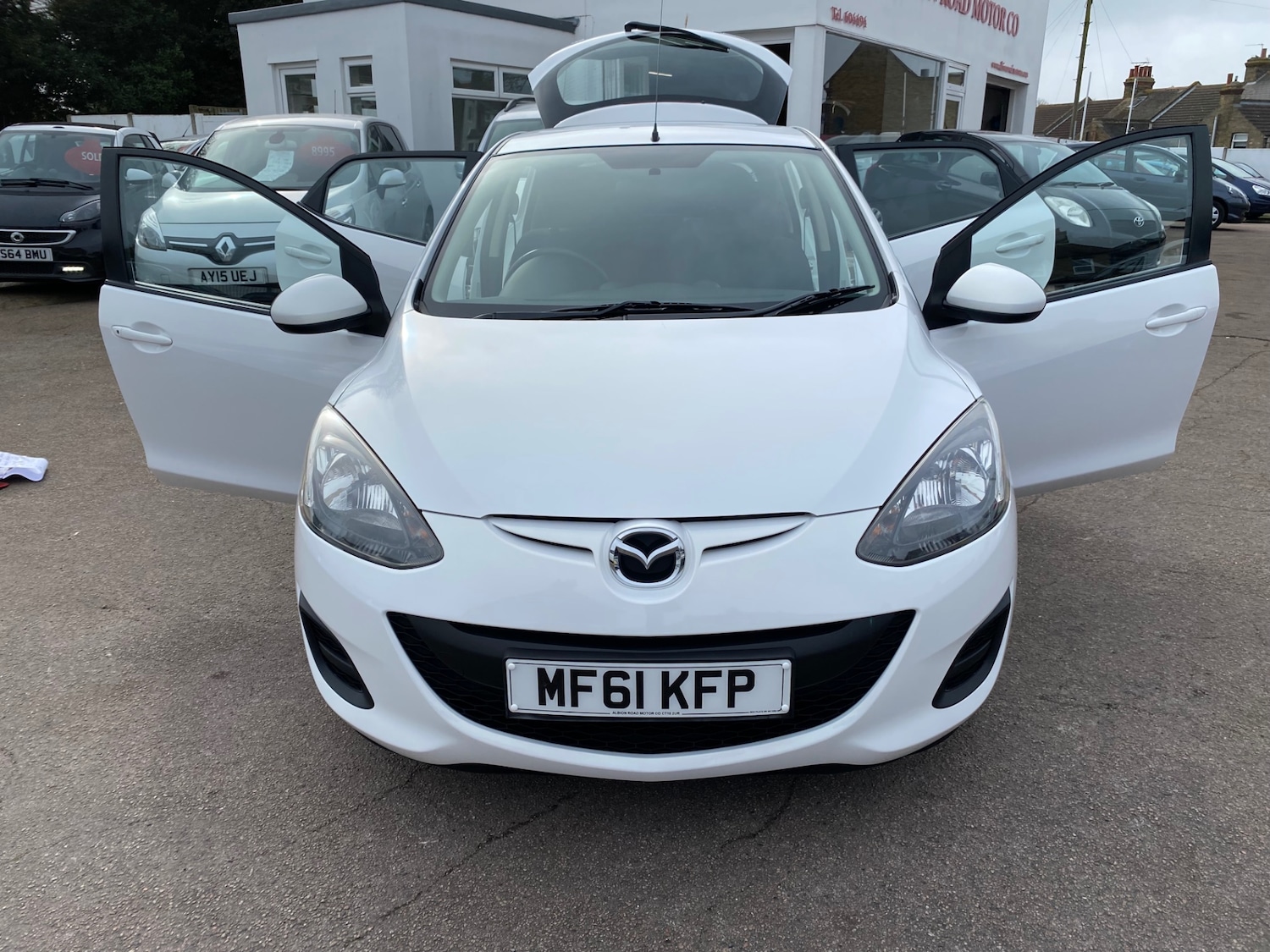 Used Mazda Mazda2 2011 for sale - 77797845: Photo 6