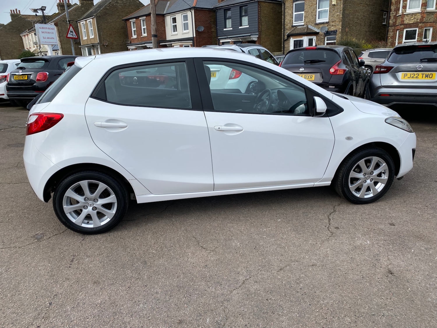 Used Mazda Mazda2 2011 for sale - 77797845: Photo 8