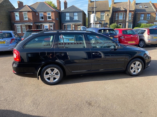 Used Skoda Octavia 2011 for sale - 75165695: Photo 4