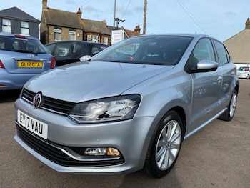 Volkswagen - Polo