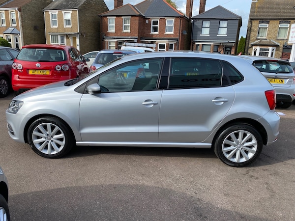 Used Volkswagen Polo 2017 for sale - 75723330: Photo 5