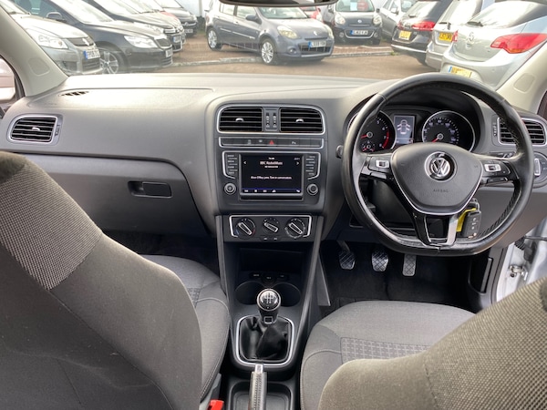 Used Volkswagen Polo 2017 for sale - 75723330: Photo 9