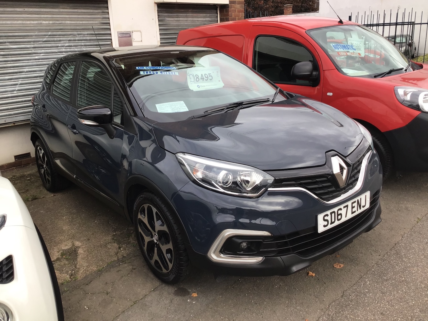 Used Renault Captur 2017 for sale - 76218720: Photo 3