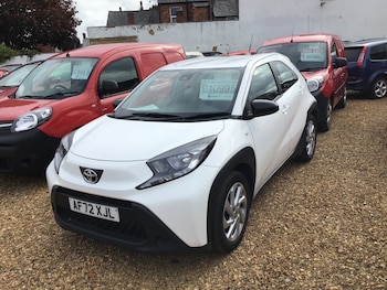 Used Toyota Aygo X 2022 for sale - 76287540: Photo 2