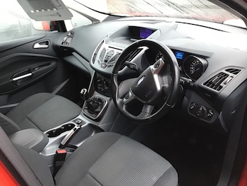 2013 (13) - 1.6 Zetec 5dr