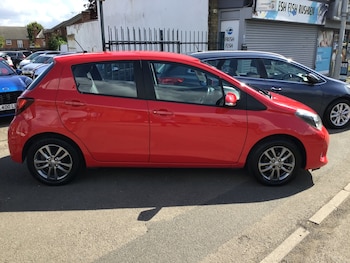 Used Toyota Yaris 2015 for sale - 78485935: Photo