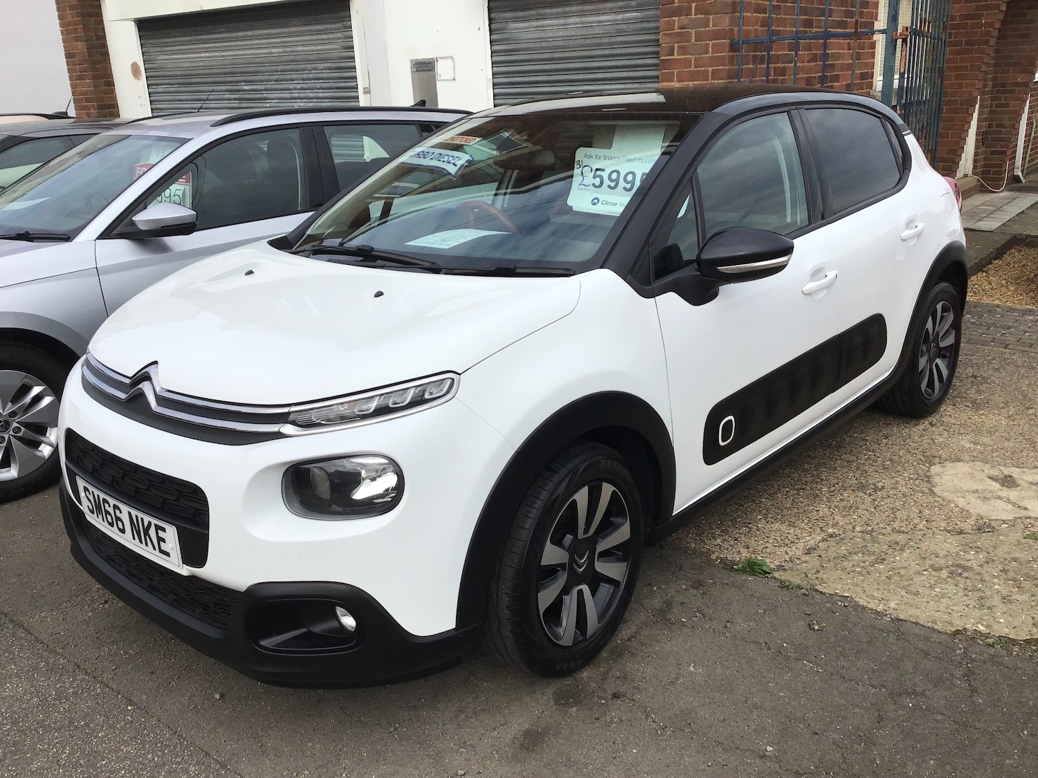 Used Citroen C3 2016 for sale - 76113920: Photo 2