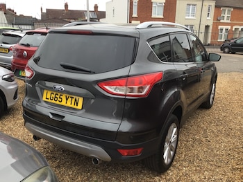 Used Ford Kuga 2015 for sale - 75342833: Photo
