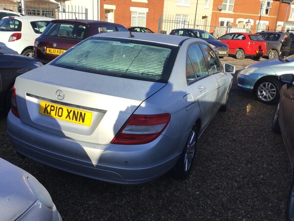 Used Mercedes-Benz C-Class 2010 for sale - 73556619: Photo 3