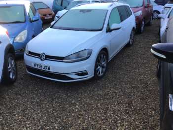 Used Volkswagen Golf 2019 for sale - 73556623: Photo