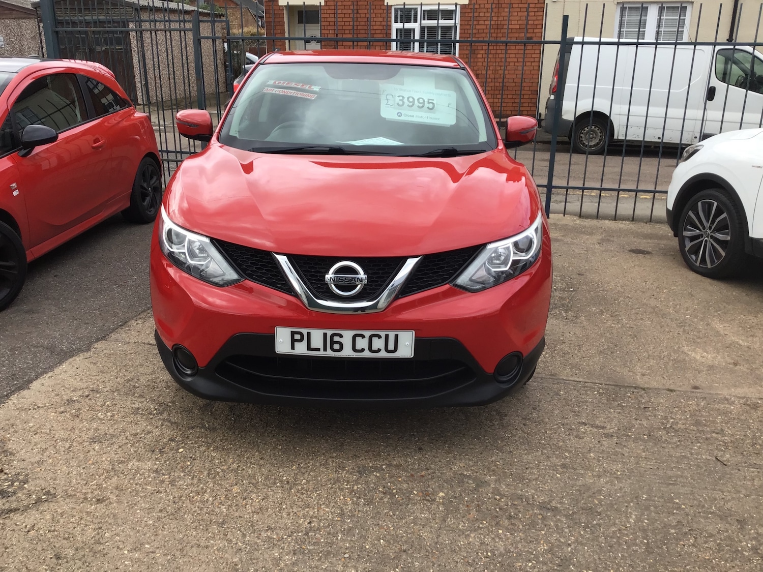 Used Nissan Qashqai 2016 for sale - 76352132: Photo 1