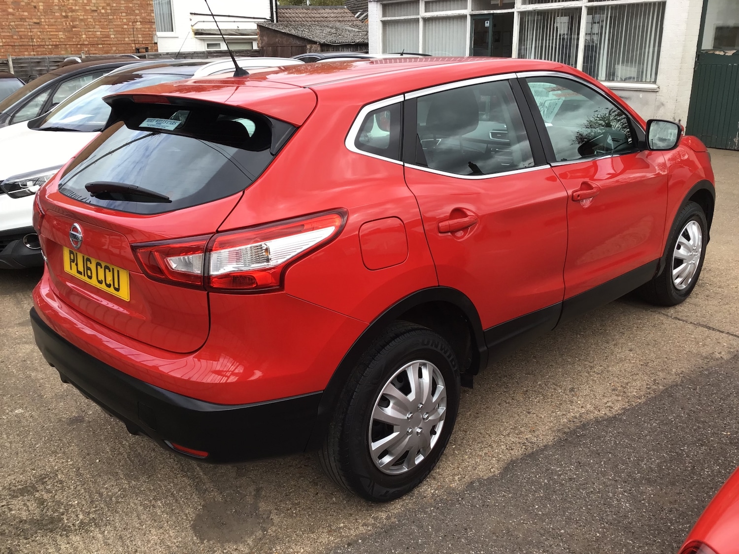 Used Nissan Qashqai 2016 for sale - 76352132: Photo 4