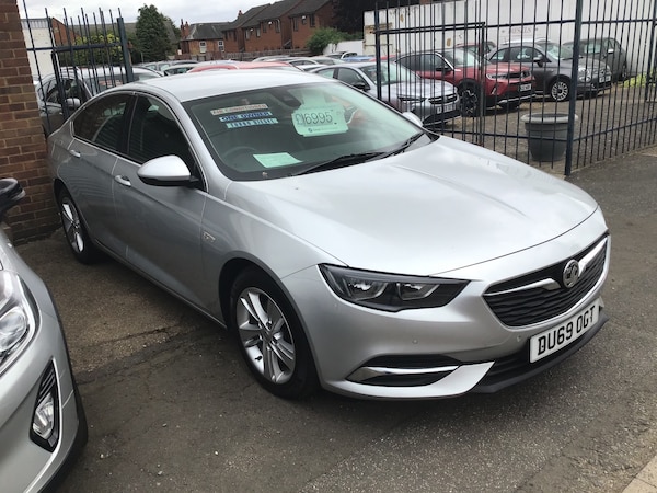 Used Vauxhall Insignia 2019 for sale - 75063877: Photo 3