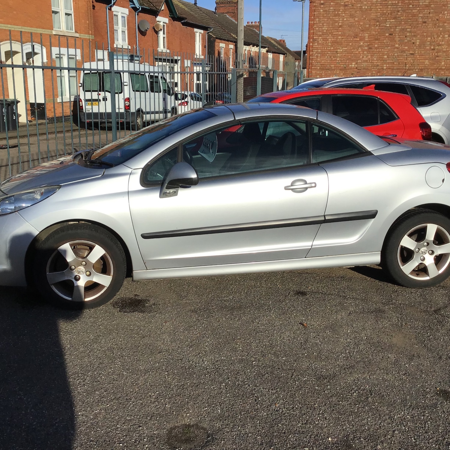 Used Peugeot 207 2010 for sale - 76611162: Photo 2