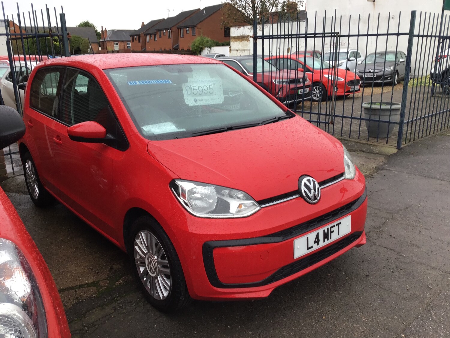 Used Volkswagen up! 2017 for sale - 76329568: Photo 3