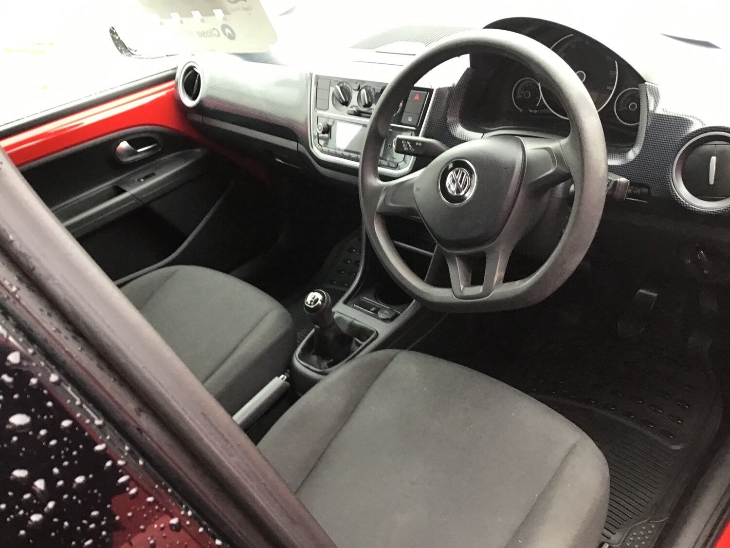 Used Volkswagen up! 2017 for sale - 76329568: Photo 6