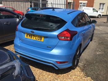 Used Ford Focus 2017 for sale - 78845910: Photo