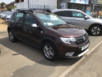 Used Dacia Sandero Stepway 2017 for sale - 75418742: Photo