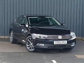 Volkswagen - Passat