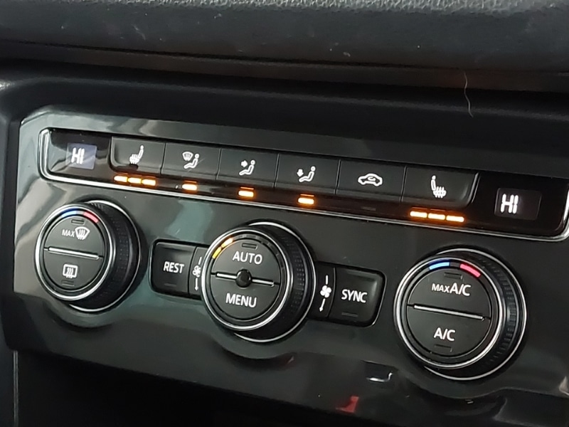 Used Volkswagen Tiguan 2019 for sale - 77419259: Photo 15