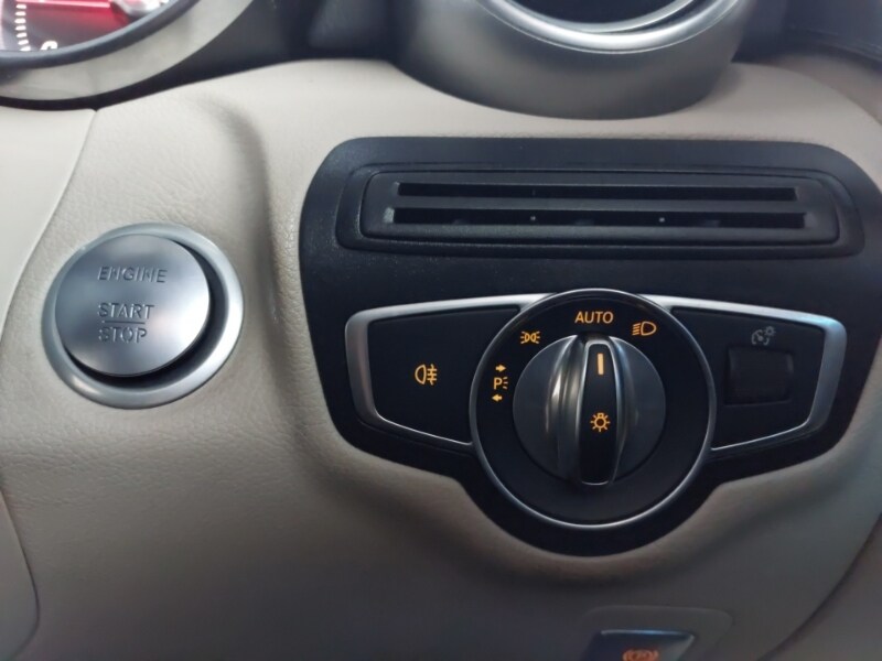 Used Mercedes-Benz C Class 2018 for sale - 77400230: Photo 14